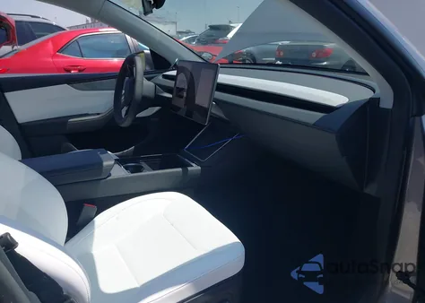 2026 Tesla Model Y Long Range Dual Motor All-Wheel Drive/Long Range Launch Series from USA, damaged, VIN 7SAYGDEE6TF329725